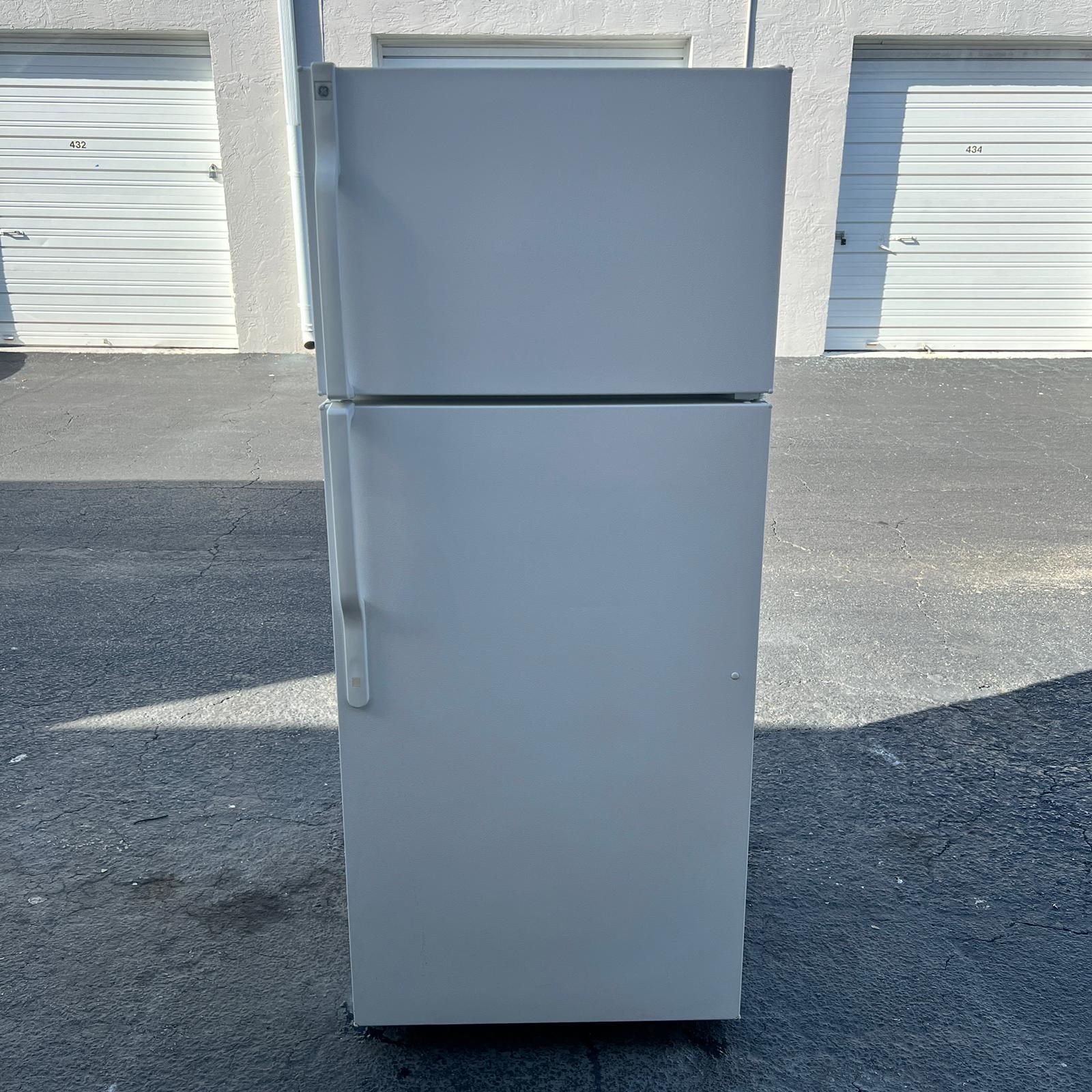 GE Fridge GE Fridge